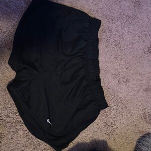 Only wore once!! black Nike shorts!!